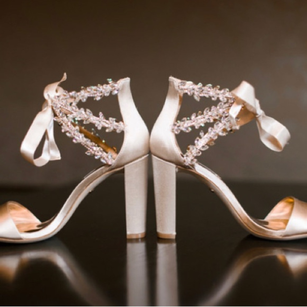 Badgley Mischka Women's Everafter Heel